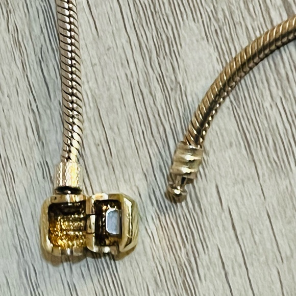 Chamilia Bracelet with Charms - Picture 6 of 8